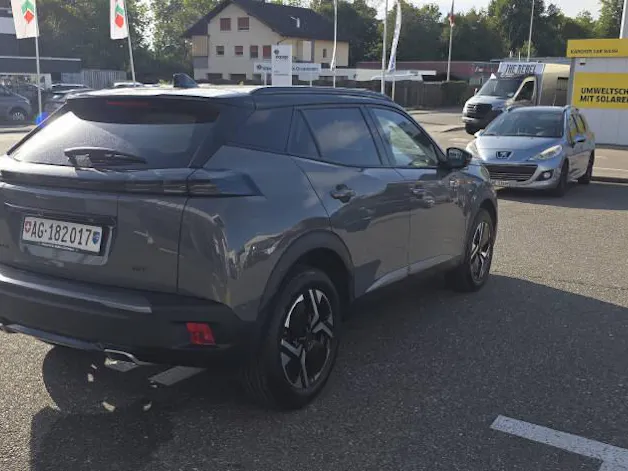 PEUGEOT 2008 1.2 PureTech 130 GT
