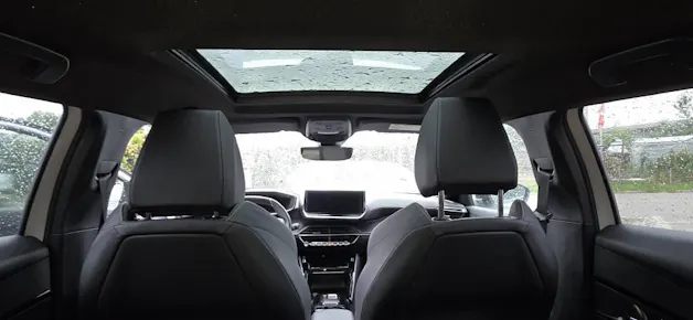 PEUGEOT 2008 1.2 PureTech 130 GT