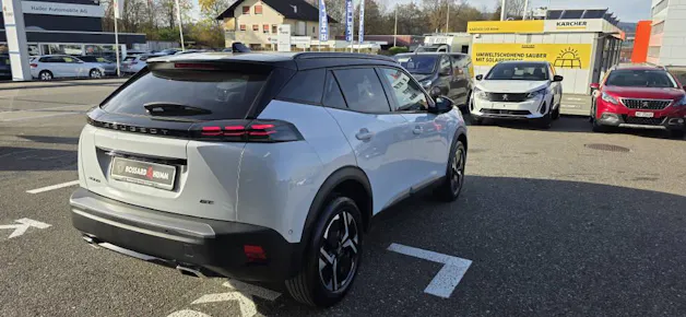 PEUGEOT 2008 1.2 PureTech 130 GT