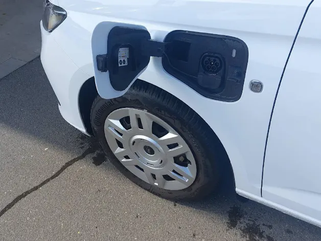 FORD Grand Transit Connect Kaw. 1.5 EcoBoost 150 Trend PHEV