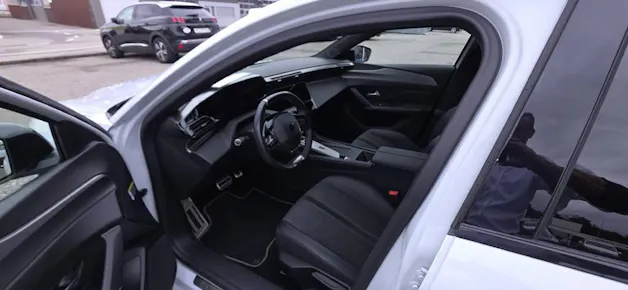 PEUGEOT 308 SW 1.2 Hybrid GT