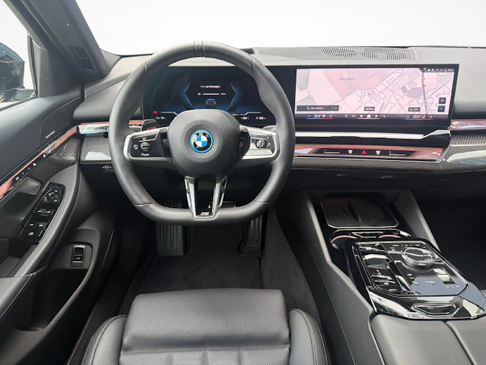 Fahrzeugbild BMW i5