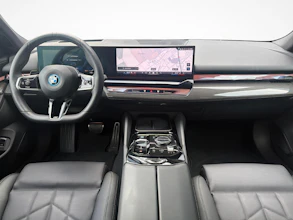 https://vehicle.imgix.net/4475433/9c5c52f5-a759-44af-82f6-ffd1129f7b5c.jpg