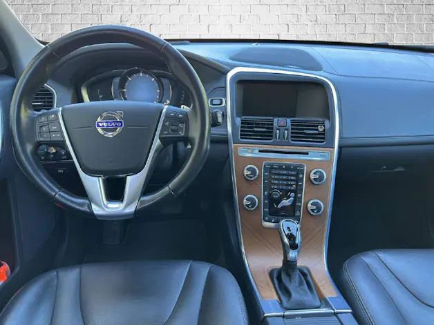 VOLVO XC60 2.4 D5 Executive Plus
