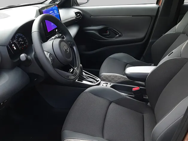 Toyota Yaris Cross 1.5 VVT-i HSD Premium AWD-i