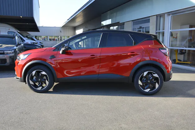RENAULT Captur 1.8 E-Tech techno