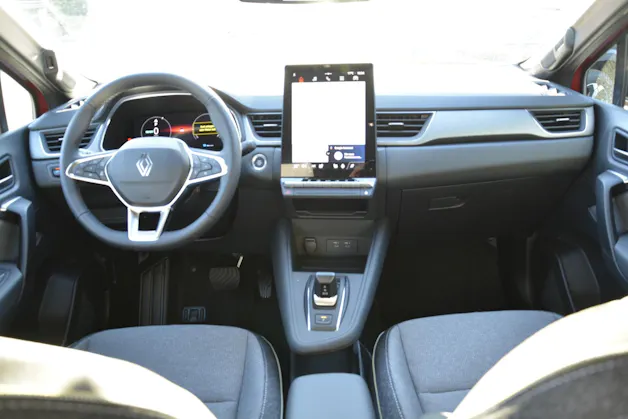 RENAULT Captur 1.8 E-Tech techno