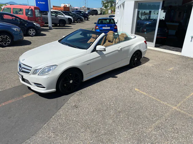 MERCEDES-BENZ E-Klasse A207 Cabriolet E 300 BlueEF Elegance