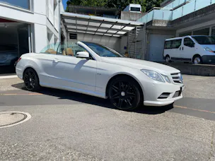 MERCEDES-BENZ E-Klasse A207 Cabriolet E 300 BlueEF Elegance