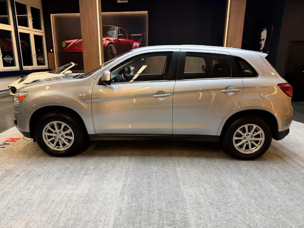 Mitsubishi ASX 1.6 MIVEC Inform