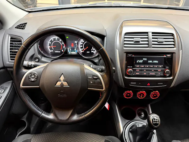 Mitsubishi ASX 1.6 MIVEC Inform