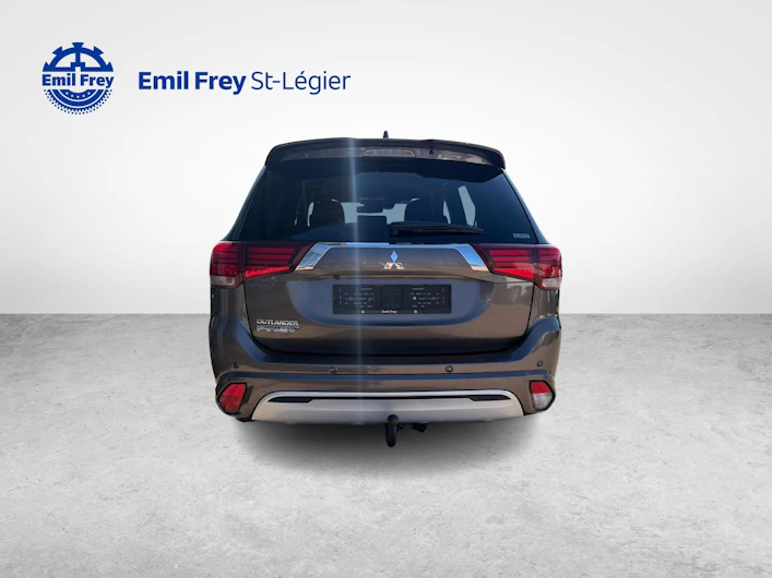 Fahrzeugbild MITSUBISHI OUTLANDER