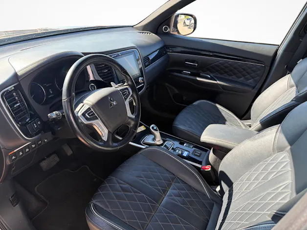 Mitsubishi Outlander 2.4 PHEV Diamond+