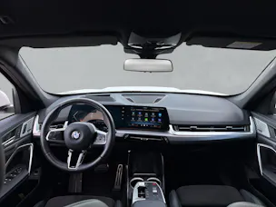 BMW X1  23i xDrive U11 (CH) AHK 📍
