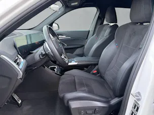 BMW X1  23i xDrive U11 (CH) AHK 📍