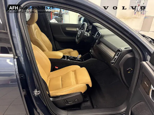 VOLVO XC40 D4 AWD Inscription