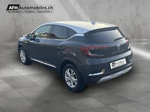 RENAULT Captur 1.6 E-Tech Plug-in Init
