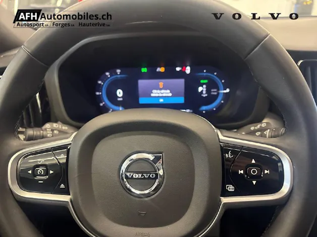 VOLVO XC60 T8 eAWD R-Design