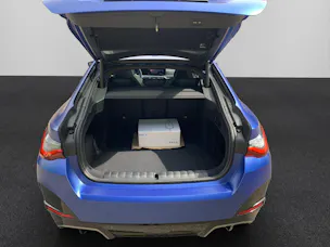 BMW i4  M50