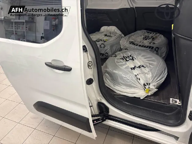 Toyota Proace City Van 1.5D ActM