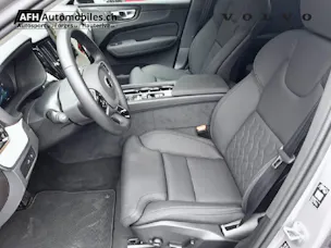 VOLVO XC60 2.0 T6 TE Plus Dark eAWD