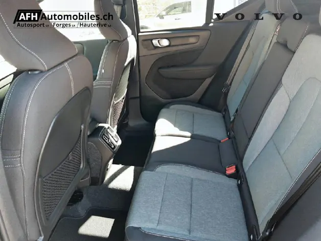 VOLVO XC40 2.0 B3 MH Core