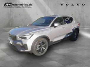 VOLVO XC40 2.0 B3 MH Core