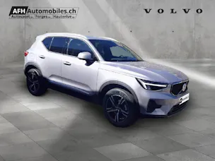 VOLVO XC40 2.0 B3 MH Core
