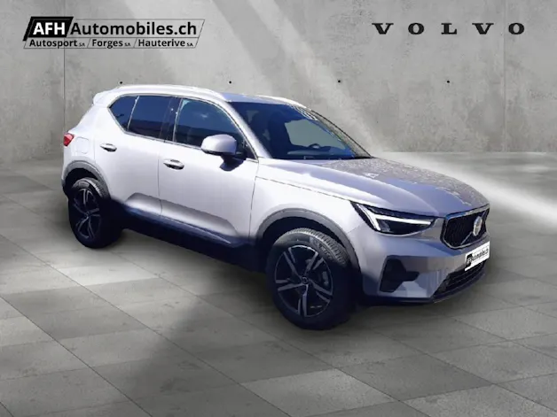 VOLVO XC40 2.0 B3 MH Core