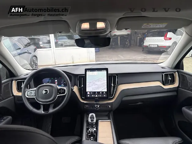 VOLVO XC60 2.0 T6 TE Plus Dark eAWD
