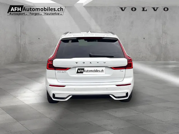 VOLVO XC60 2.0 T6 TE Plus Dark eAWD