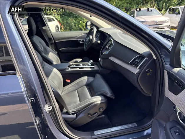 VOLVO XC90 T8 eAWD Ultim Dark