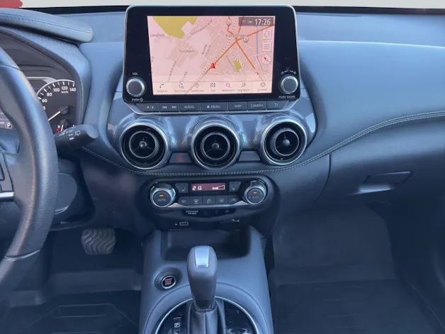 NISSAN Juke 1.0 DIG-T Tekna