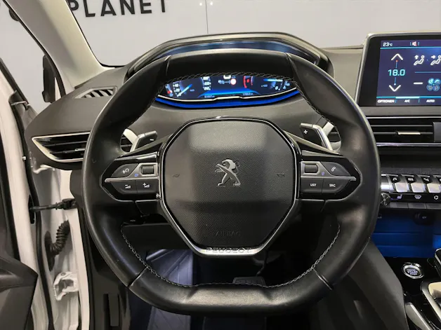 PEUGEOT 3008 1.5 BlueHDi Allure
