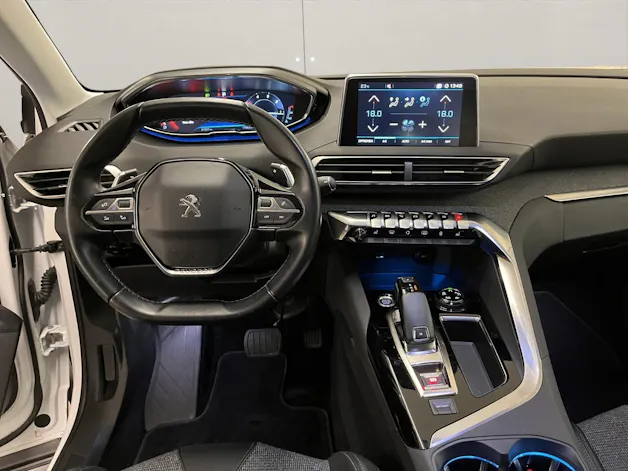PEUGEOT 3008 1.5 BlueHDi Allure