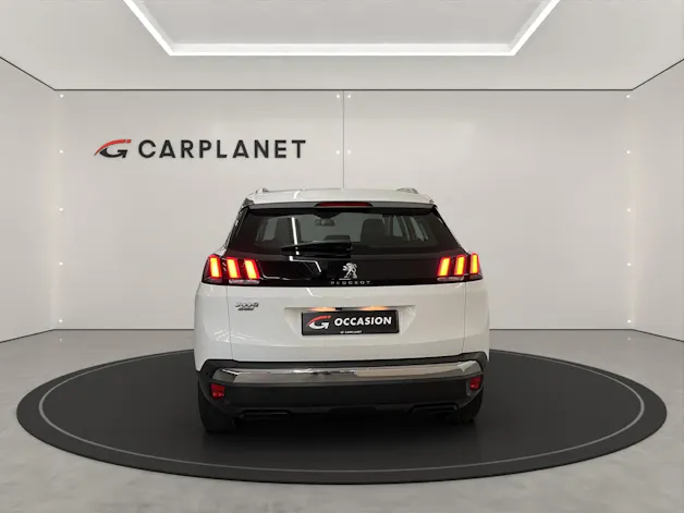 PEUGEOT 3008 1.5 BlueHDi Allure