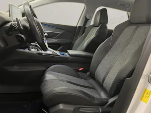 PEUGEOT 3008 1.5 BlueHDi Allure