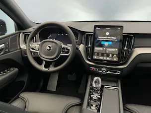 VOLVO XC60 2.0 T6 TE Ultra Dark eAWD