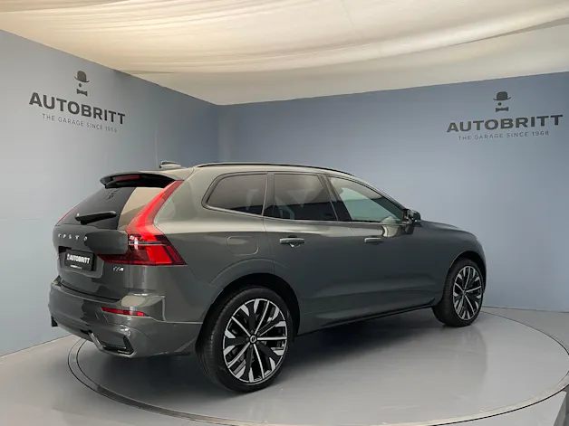 VOLVO XC60 2.0 T6 TE Ultra Dark eAWD