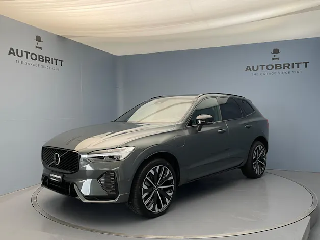 VOLVO XC60 2.0 T6 TE Ultra Dark eAWD