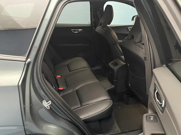 VOLVO XC60 2.0 T6 TE Ultra Dark eAWD