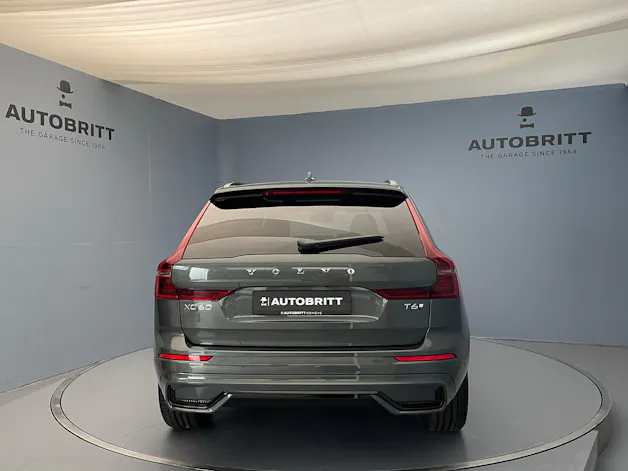 VOLVO XC60 2.0 T6 TE Ultra Dark eAWD