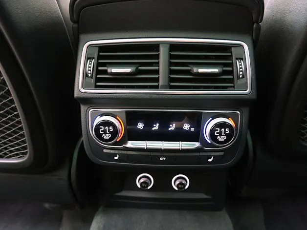 AUDI Q7 50 TDI S line quattro T-Tronic