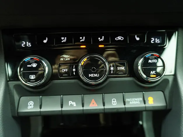 SKODA Karoq 2.0 TSI SportLine 4x4 DSG