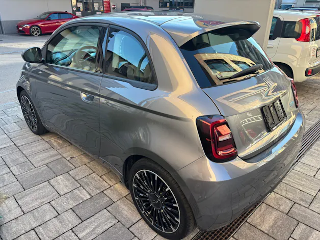 FIAT 500 electric 87 kW Icon