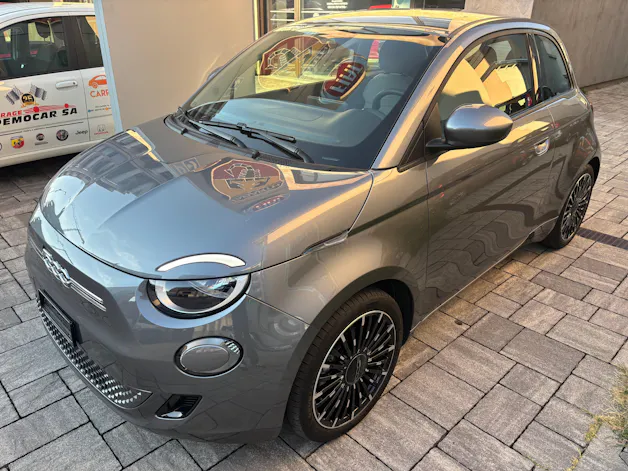 FIAT 500 electric 87 kW Icon