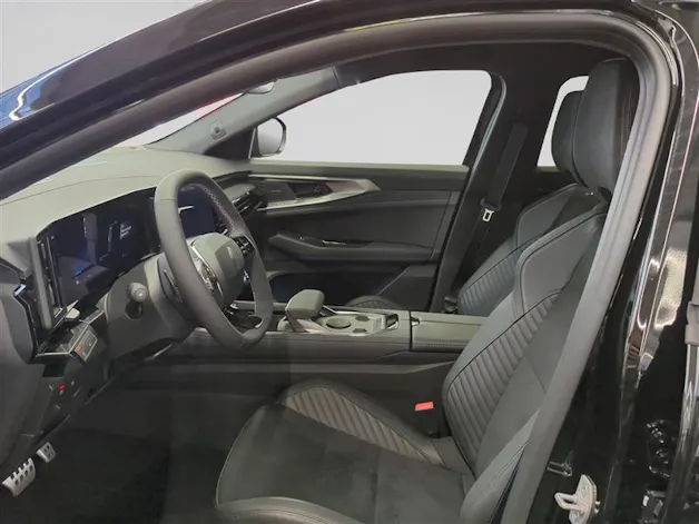 RENAULT Rafale 1.2 E-Tech Hybrid 200 Esprit Alpine
