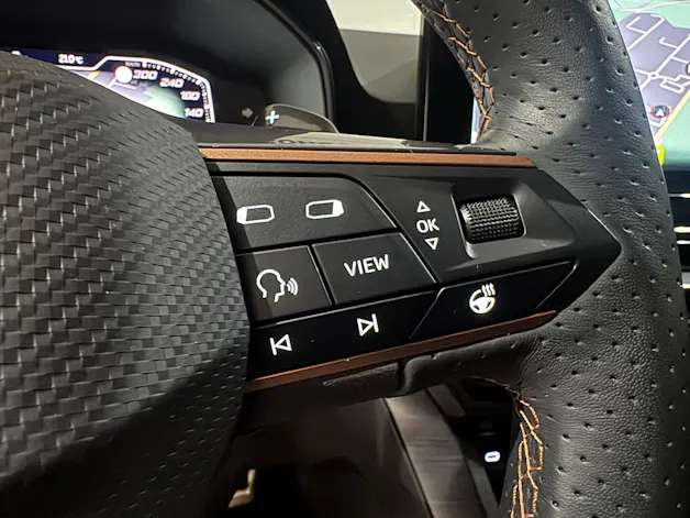CUPRA LEON VZ 2.0 TSI DSG | 1.Hand | CH |