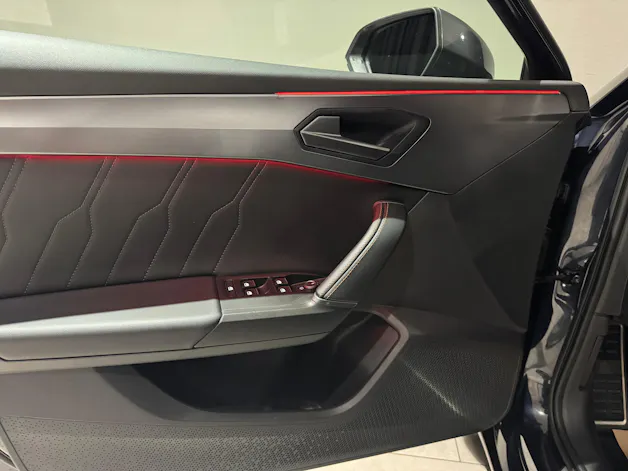 CUPRA LEON VZ 2.0 TSI DSG | 1.Hand | CH |