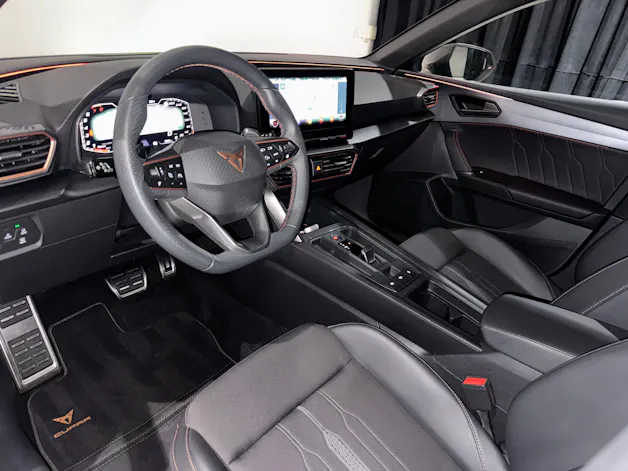 CUPRA LEON VZ 2.0 TSI DSG | 1.Hand | CH |